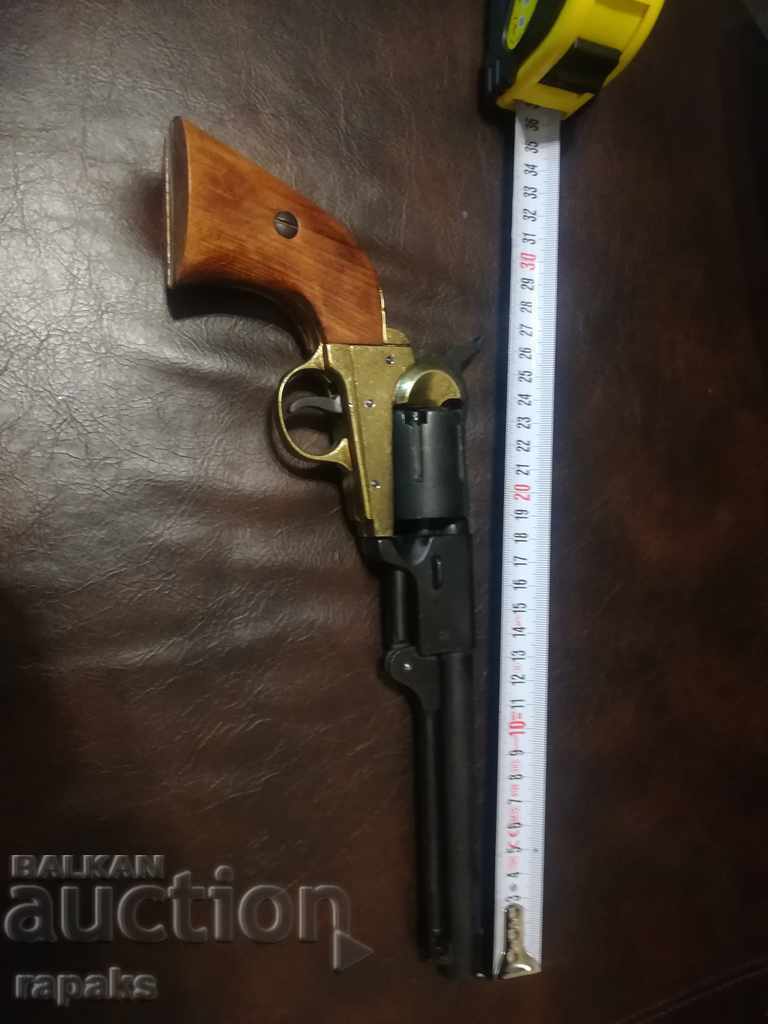 Delivery of Artillery version of the Colt revolver - replica Delivery of Artillery version of the Colt revolver - replica