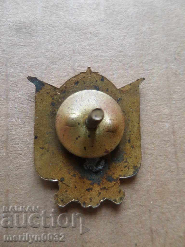 Old badge Early Soccer GORUBSO embroidery sign medal with price 99.00 BGN | € 50.62 Old badge Early Soccer GORUBSO embroidery sign medal with price 99.00 BGN | € 50.62