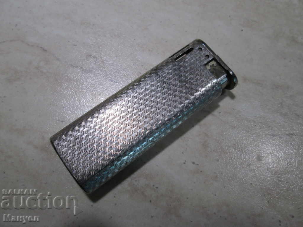 I sell an old lighter "PIGEON" .RRRRRRRRRRRRRR with price 17.90 BGN | € 9.15 I sell an old lighter "PIGEON" .RRRRRRRRRRRRRR with price 17.90 BGN | € 9.15