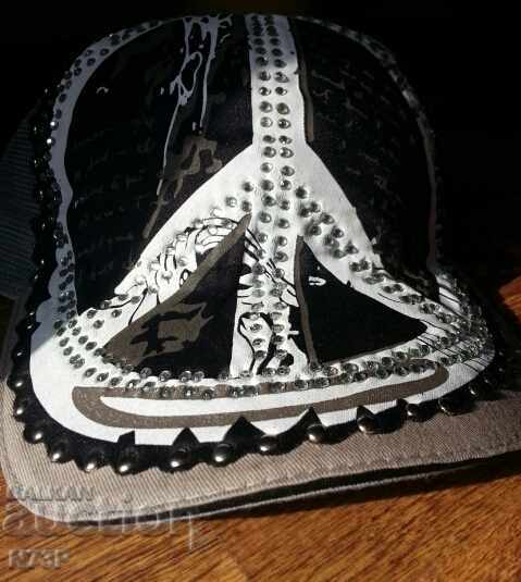 Delivery of HAT. SUMMER. Delivery of HAT. SUMMER.