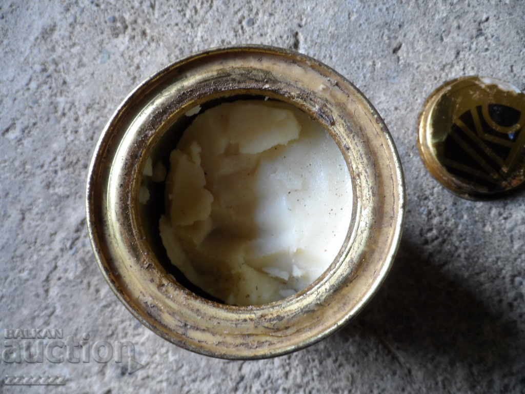 an old tin can - 6 an old tin can - 6