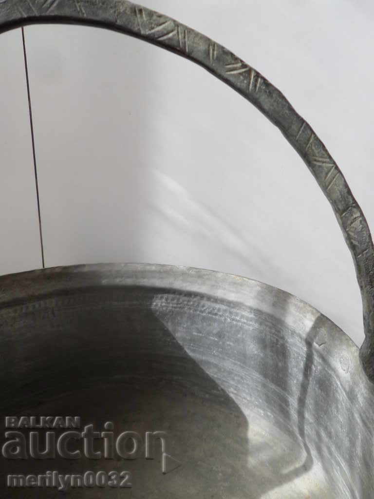 Old harania, a copper pot, a big boiler, a baker, a bumper - 6 Old harania, a copper pot, a big boiler, a baker, a bumper - 6