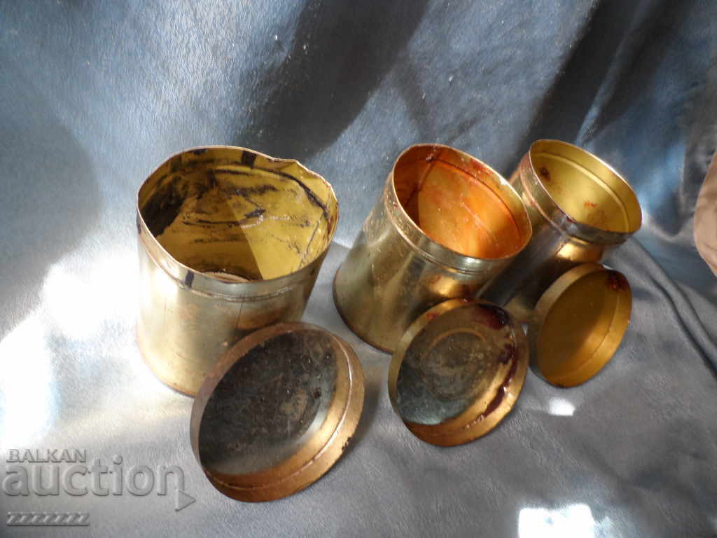 стари ламаринени кутии - 7 стари ламаринени кутии - 7