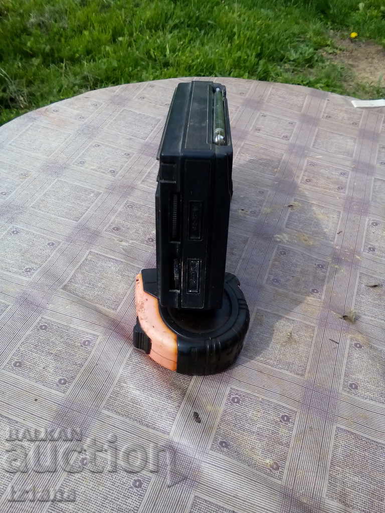 Auction HI-BUSONIC radio Auction HI-BUSONIC radio