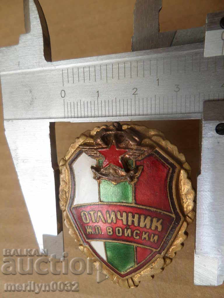 Delivery of Embroidery badge badge medal RUNNER to the troops Delivery of Embroidery badge badge medal RUNNER to the troops