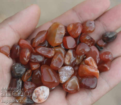 50 grams of 250 carats of agate chalcedone with price 39.99 BGN | € 20.45 50 grams of 250 carats of agate chalcedone with price 39.99 BGN | € 20.45