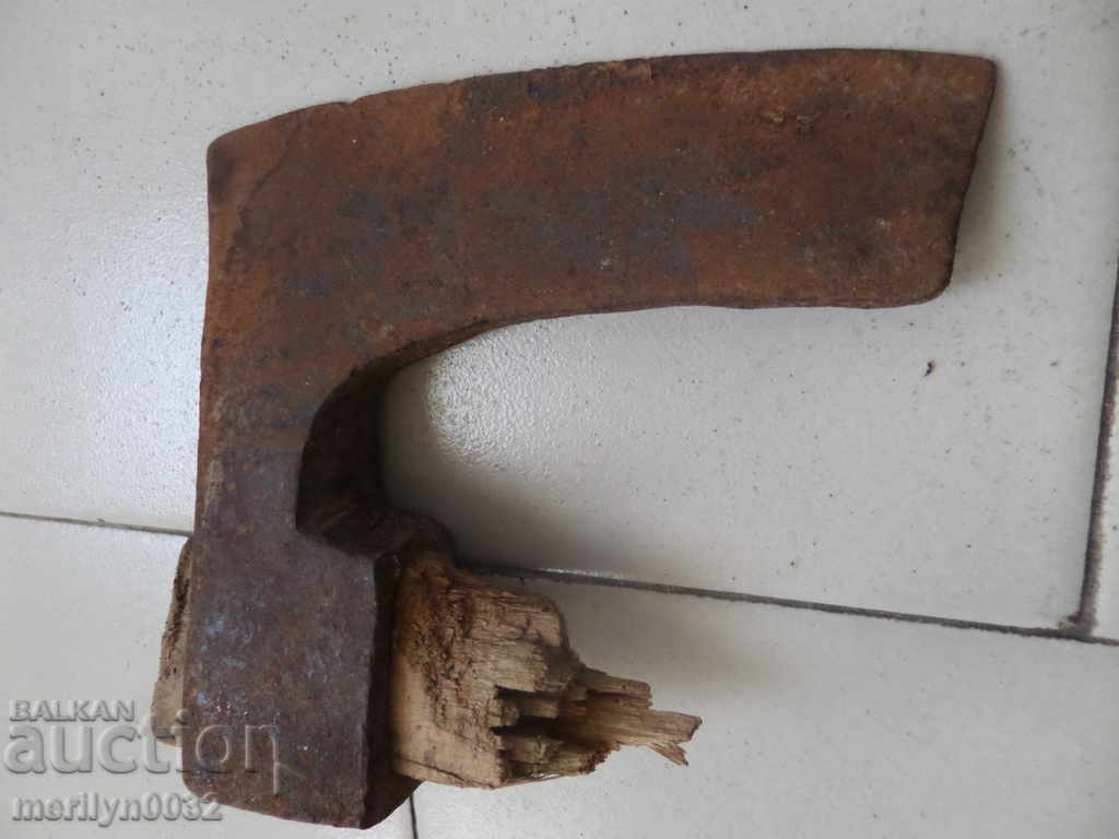 Old ax with seal marking tool wrought iron - 7 Old ax with seal marking tool wrought iron - 7