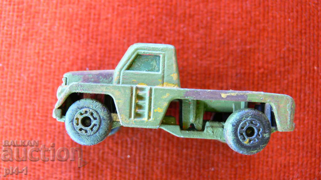 Auction STAR METAL MILITARY CAMION Auction STAR METAL MILITARY CAMION