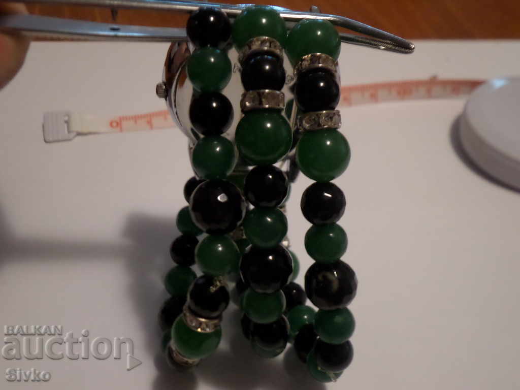 Ladies' watch, chain, sapphire and emerald with price 24.99 BGN | € 12.78 Ladies' watch, chain, sapphire and emerald with price 24.99 BGN | € 12.78