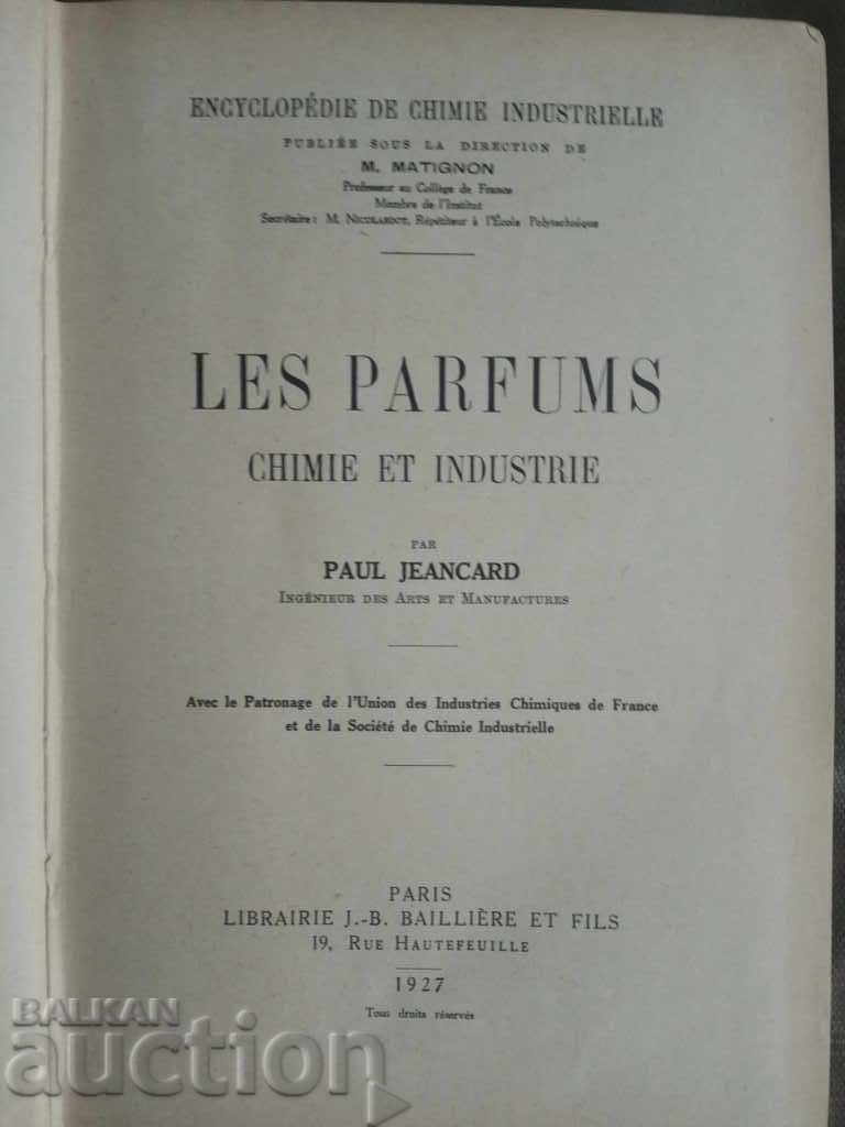 Les parfums. An old perfume book Les parfums. An old perfume book