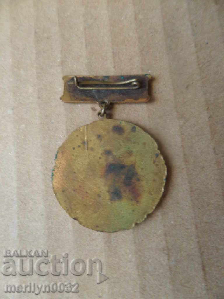 Auction Embroidery sign Early Social Bookmarking enamel medal Auction Embroidery sign Early Social Bookmarking enamel medal