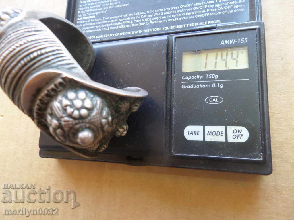 Delivery of Renaissance silver bracelet silver crown jewelery jewel