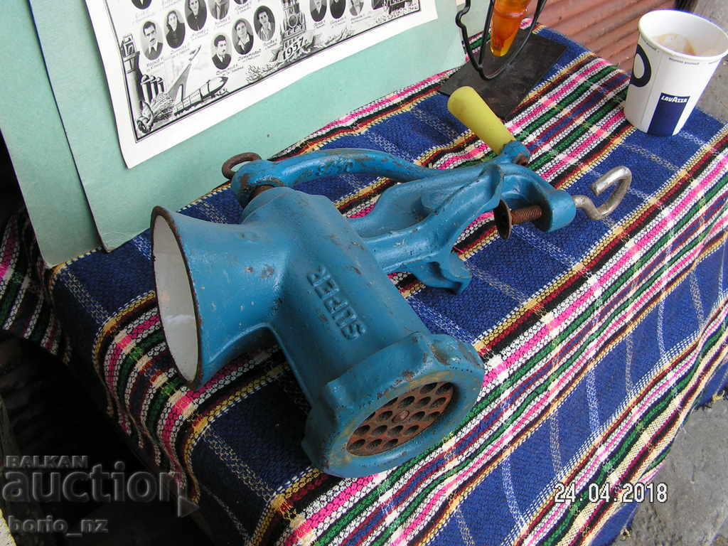 Auction 9236. OLIVE MEAT MEAT MUSHROOM MEAT MEAT Auction 9236. OLIVE MEAT MEAT MUSHROOM MEAT MEAT