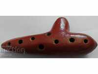 Стара керамична окарина, керамика, музикален инструмент