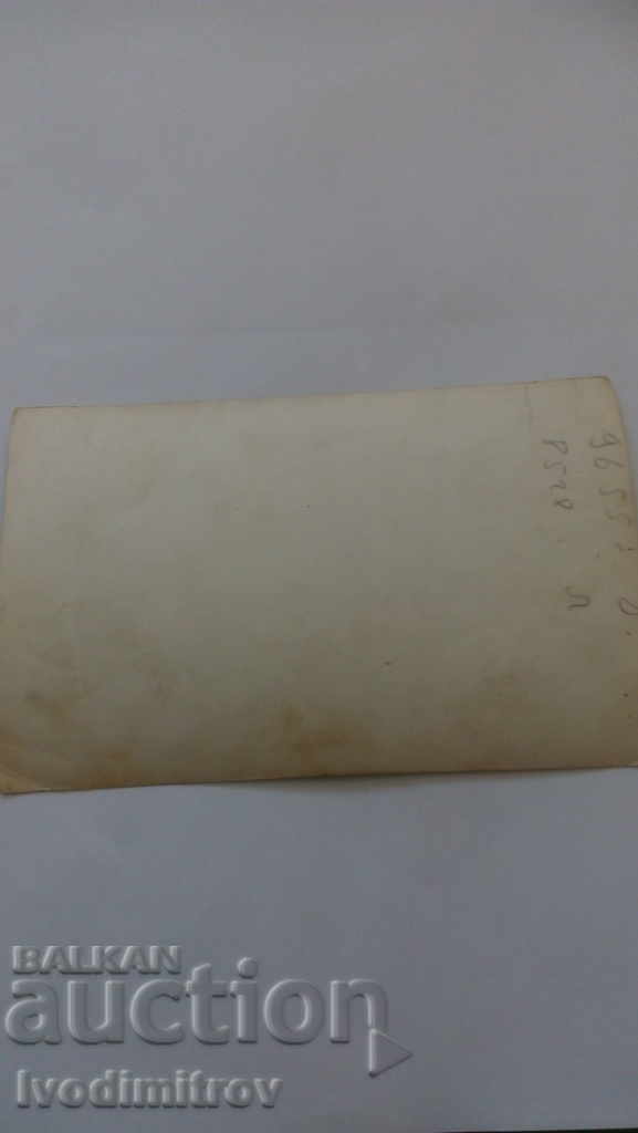 Φωτογραφία Νοσηλευτές με τους αποφοίτους τους με τιμή 0.65 BGN | € 0.33