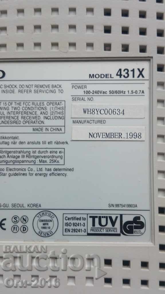 Auction  Daewoo Monitor