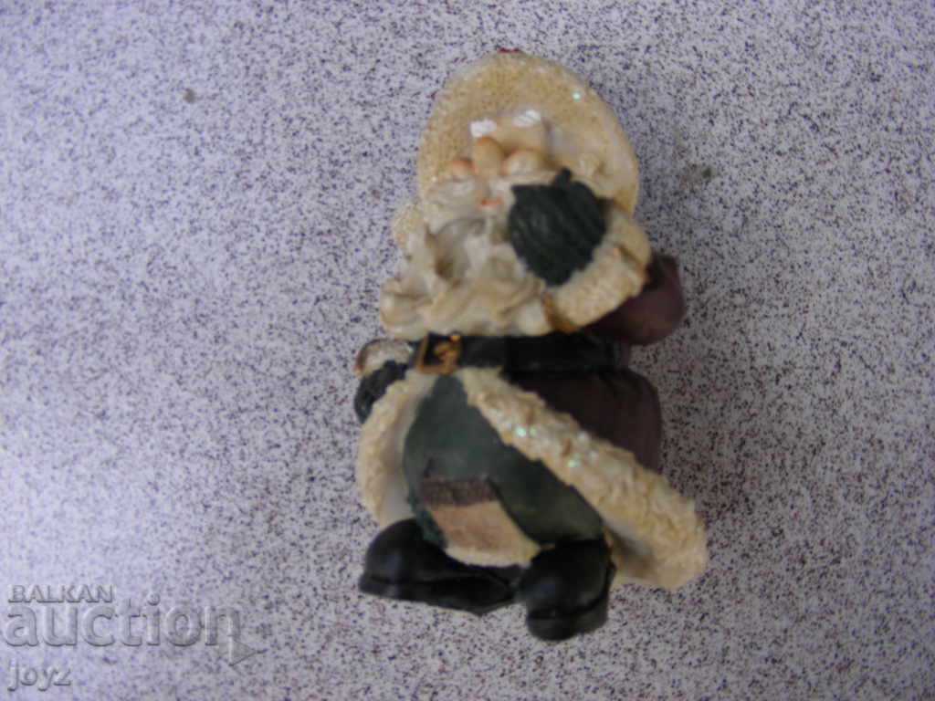 Figure Santa Claus / Biscuit with price 10.00 BGN | € 5.11 Figure Santa Claus / Biscuit with price 10.00 BGN | € 5.11