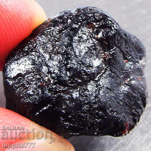45.57 carats speargarn garnet with price 55.99 BGN | € 28.63