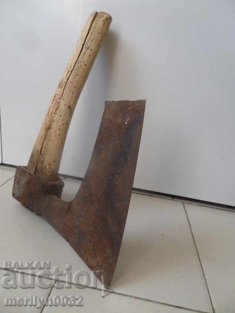 Old ax, curve topper satin hat punch with price 98.00 BGN | € 50.11 Old ax, curve topper satin hat punch with price 98.00 BGN | € 50.11