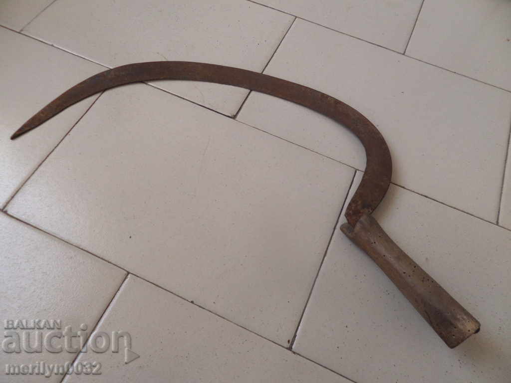 Old sickle, knife, blade, wrought iron with price 33.00 BGN | € 16.87
