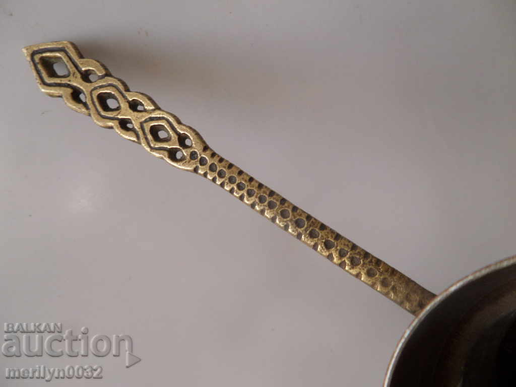 Delivery of Old copper jug, coffee bean, baker