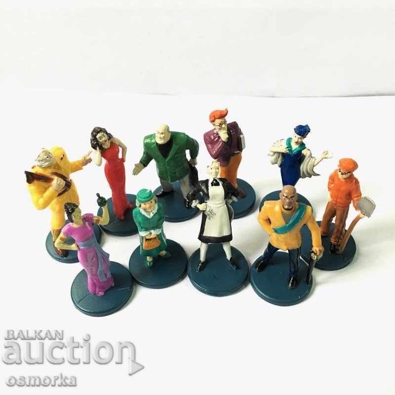 Auction 10 collectible figurines different heroes movie game Clue Auction 10 collectible figurines different heroes movie game Clue