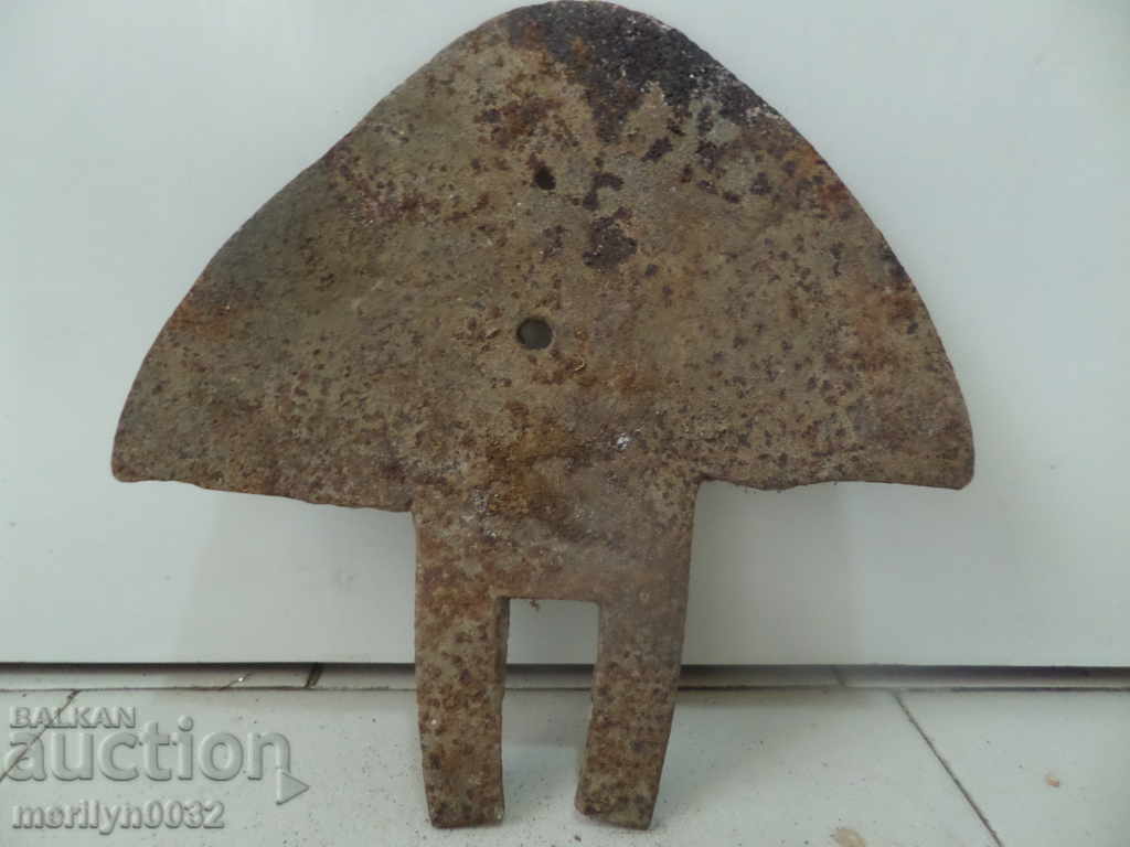Auction Old forged plow, plow, lemish Auction Old forged plow, plow, lemish