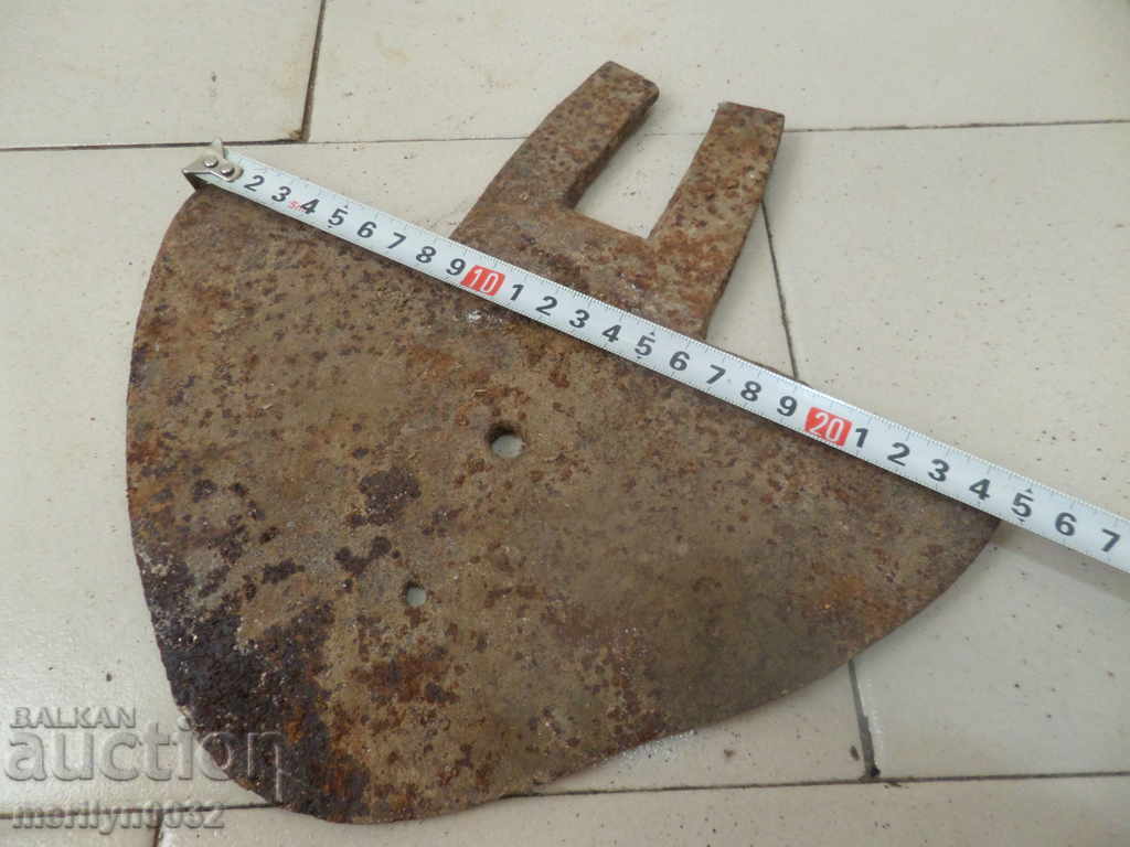 Delivery of Old forged plow, plow, lemish Delivery of Old forged plow, plow, lemish