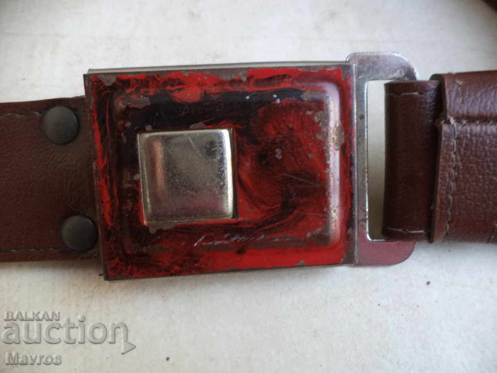 Retro belt rectangular current with square unlocking button