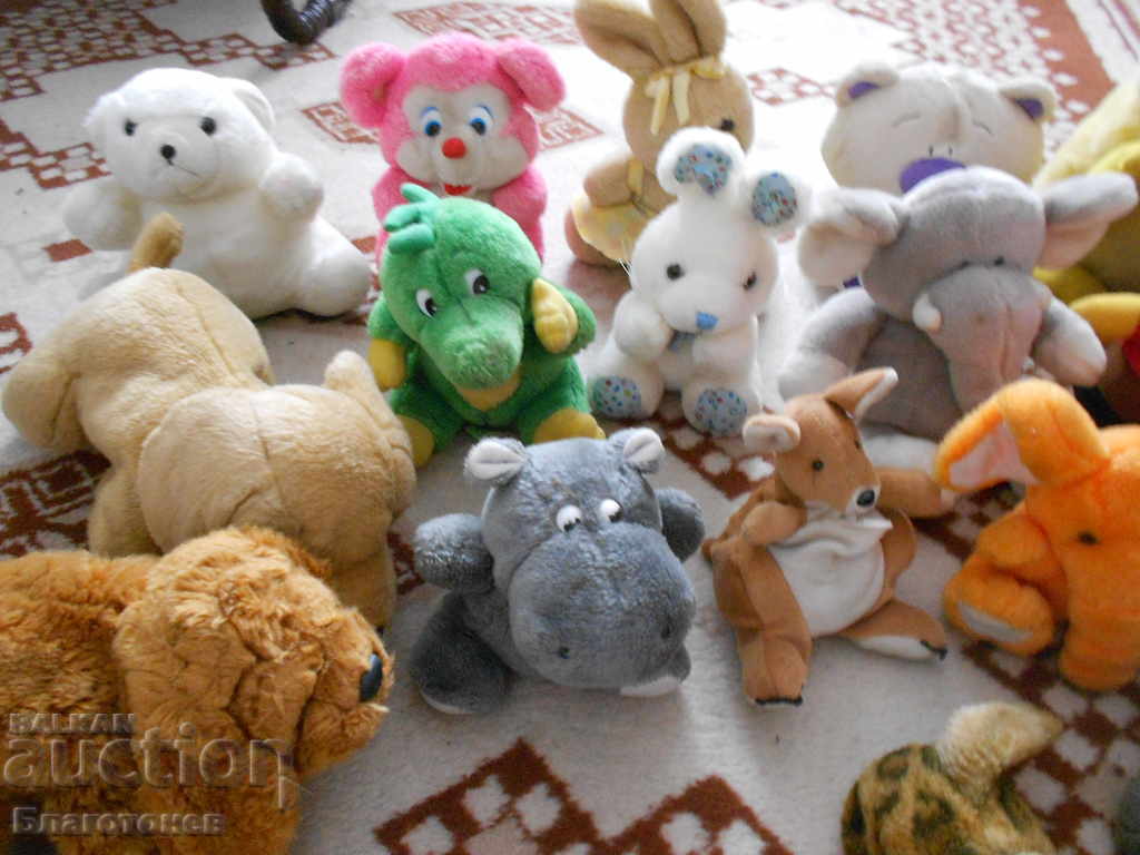 Old toys with price 20.00 BGN | € 10.23 Old toys with price 20.00 BGN | € 10.23