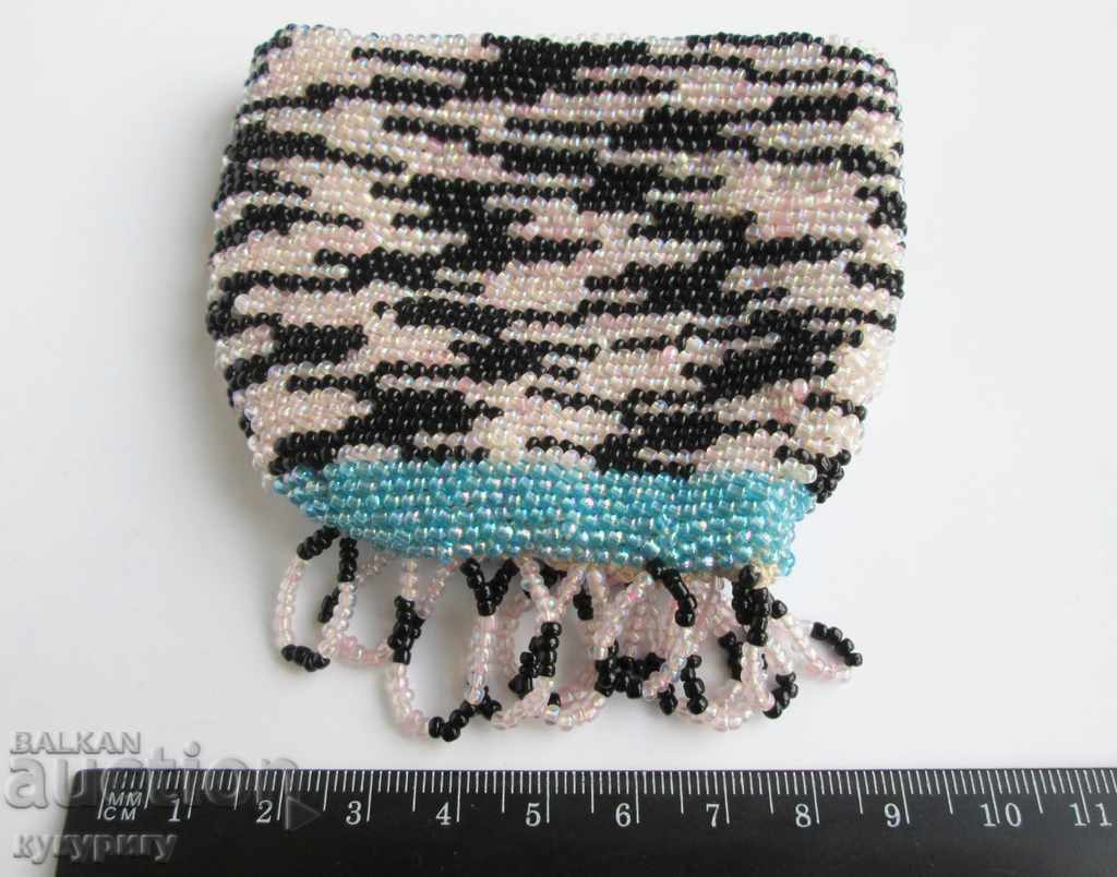 Old beaded handkerchief hand-knit glass beads with price 30.00 BGN | € 15.34 Old beaded handkerchief hand-knit glass beads with price 30.00 BGN | € 15.34