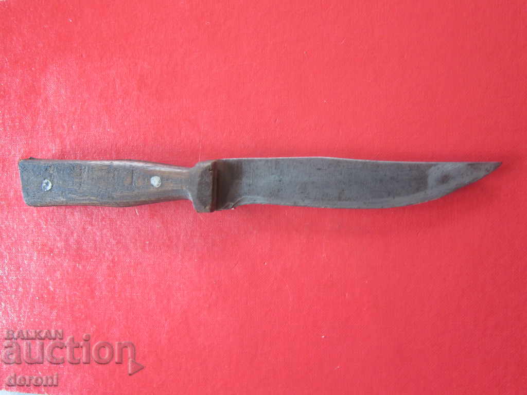 Auction An old knife Auction An old knife