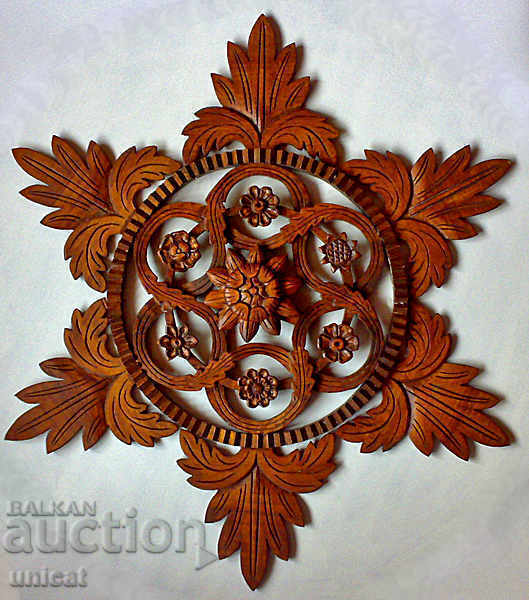 Rosette, carving, ceiling or wall decoration Rosette, carving, ceiling or wall decoration