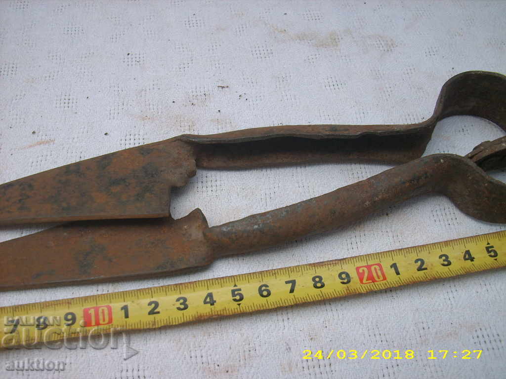 Delivery of OLD HANGER FOR SHEEPING SHEEP Delivery of OLD HANGER FOR SHEEPING SHEEP