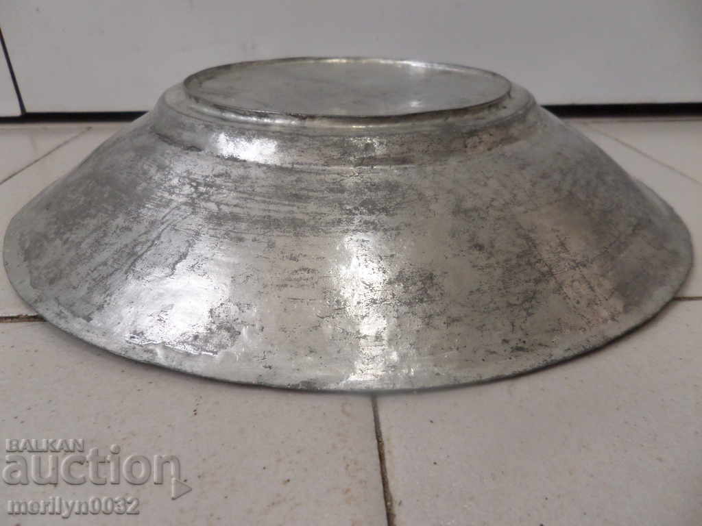 Delivery of Old copper sahan, baker, bowl, plate, tass Delivery of Old copper sahan, baker, bowl, plate, tass