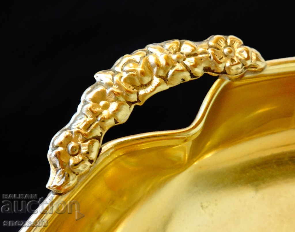 Auction Bronze fruit bowl, bowl with embossed flowers, baroque Auction Bronze fruit bowl, bowl with embossed flowers, baroque