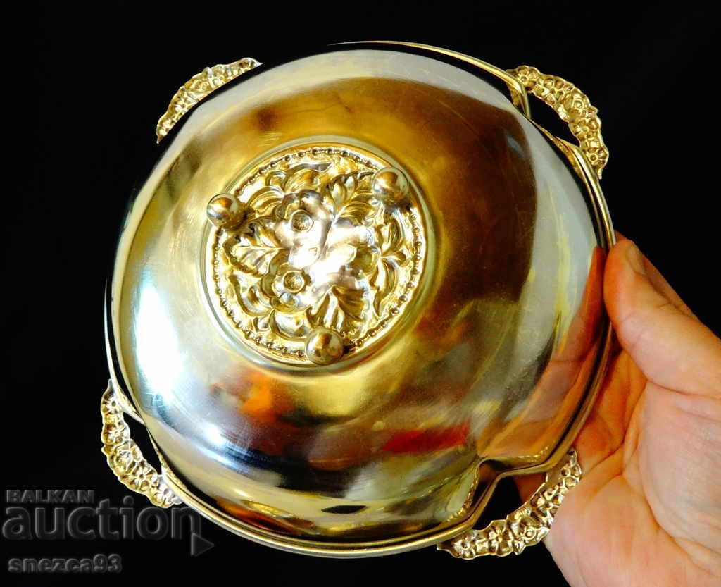 Bronze fruit bowl, bowl with embossed flowers, baroque - 5 Bronze fruit bowl, bowl with embossed flowers, baroque - 5