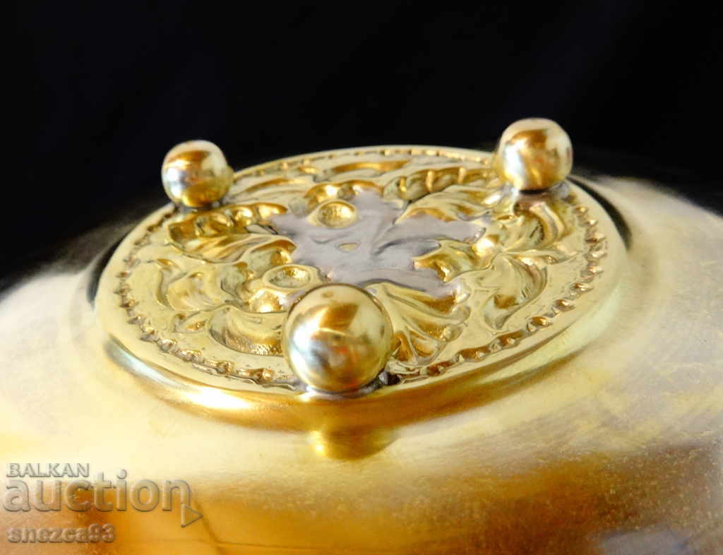 Bronze fruit bowl, bowl with embossed flowers, baroque - 6 Bronze fruit bowl, bowl with embossed flowers, baroque - 6