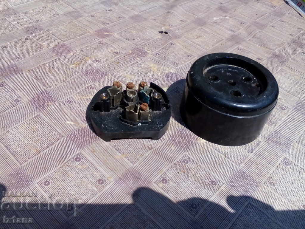 Livrarea contacte vechi Livrarea contacte vechi