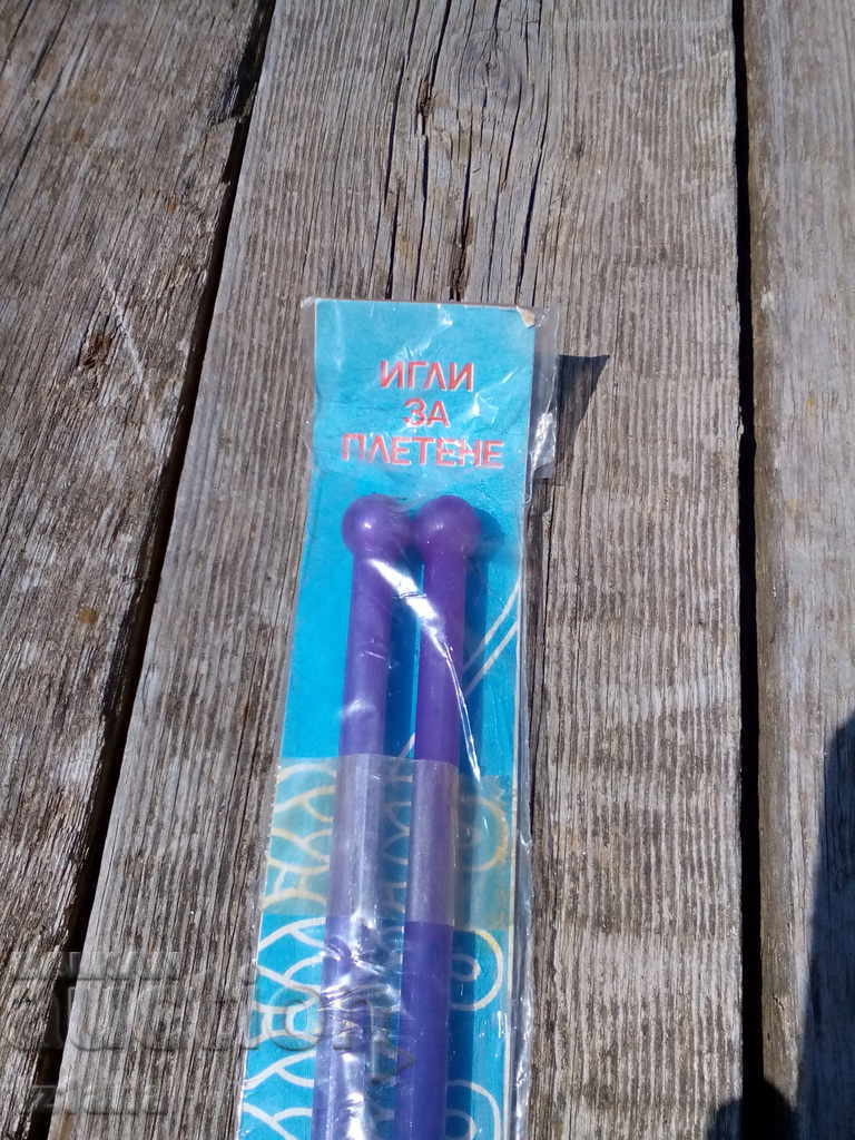 Auction Knitting needles Auction Knitting needles