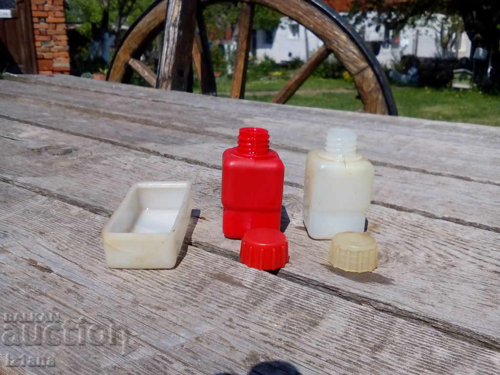 Delivery of Spice bottles Delivery of Spice bottles