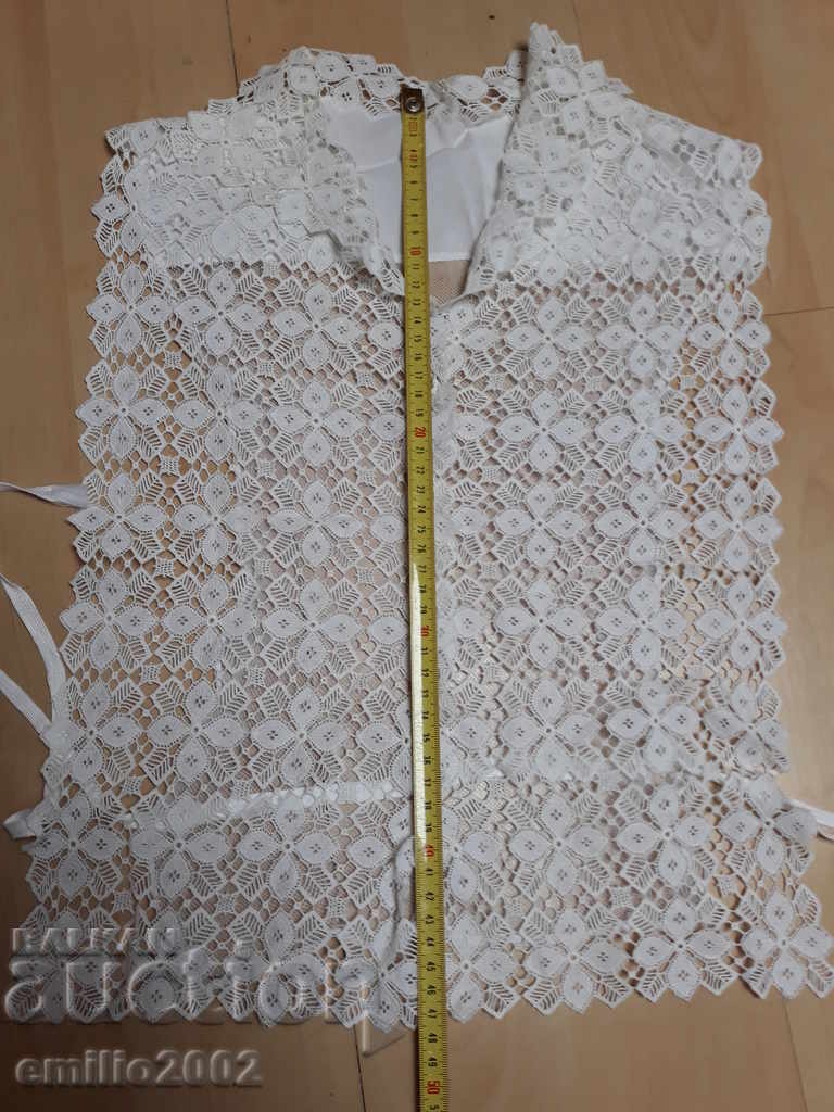 ρετρό γυναικεία μπλούζα με τιμή 10.00 BGN | € 5.11 ρετρό γυναικεία μπλούζα με τιμή 10.00 BGN | € 5.11