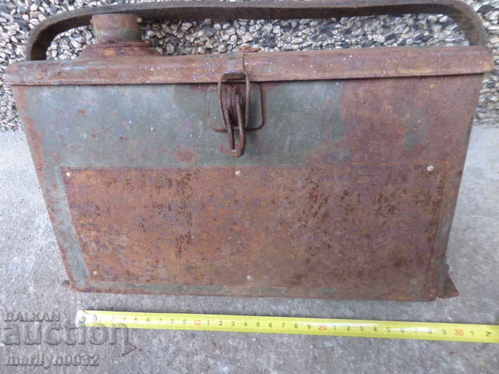 Δημοπρασία Battle Cage WWII Δημοπρασία Battle Cage WWII