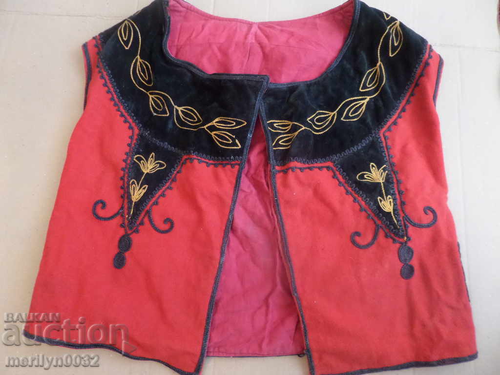 Old embroidered wearing costume, embroidery woolen with price 98.00 BGN | € 50.11 Old embroidered wearing costume, embroidery woolen with price 98.00 BGN | € 50.11