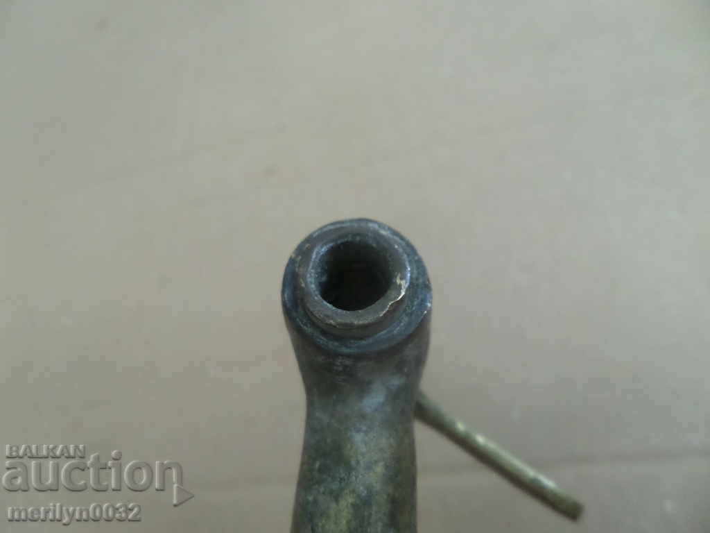 Delivery of Old Bronze Spout Spinner Key Fountain Stop Valve Delivery of Old Bronze Spout Spinner Key Fountain Stop Valve