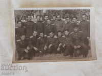 Imagine veche a tinerilor ofițeri