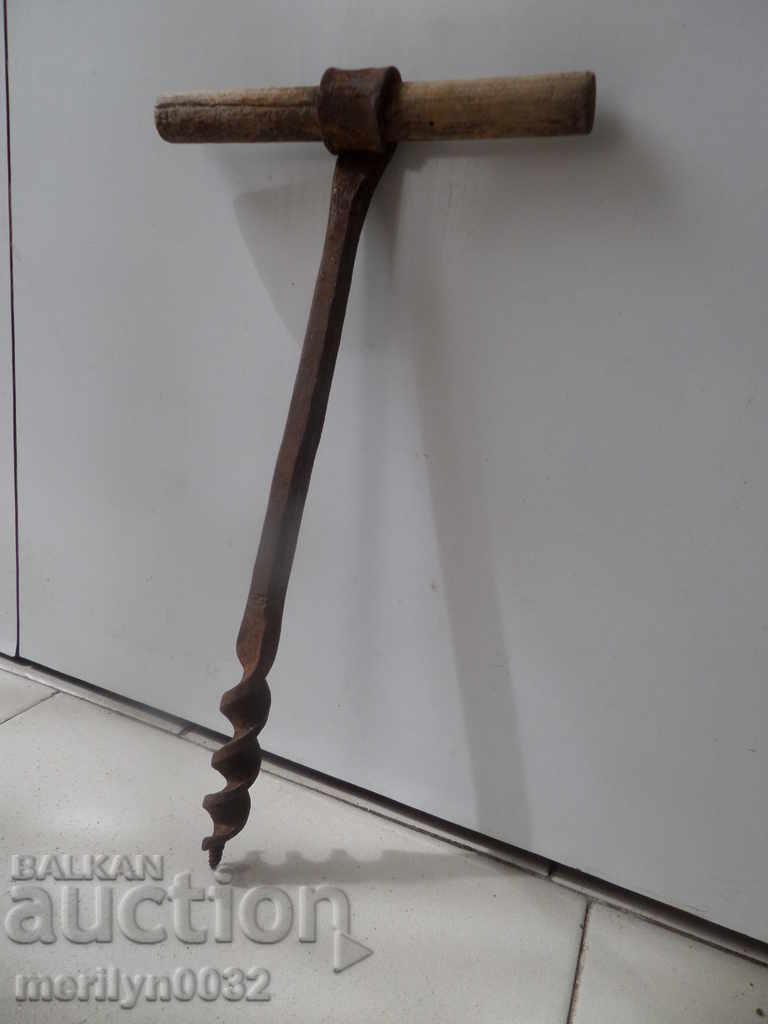 Old carpentry, drill, tool, wrought iron - 5 Old carpentry, drill, tool, wrought iron - 5