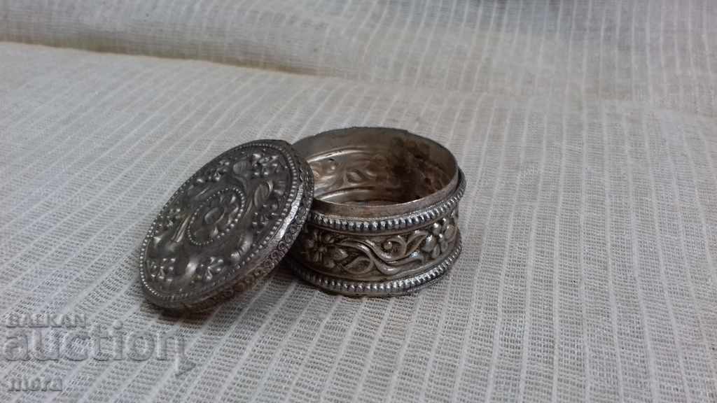 Small metal box with price 16.00 BGN | € 8.18 Small metal box with price 16.00 BGN | € 8.18