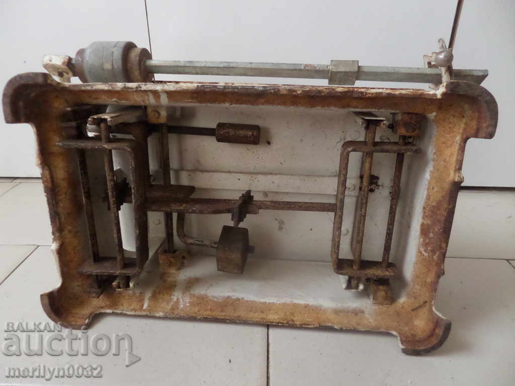 German medical scales for weighing babies Third Reich - 5 German medical scales for weighing babies Third Reich - 5