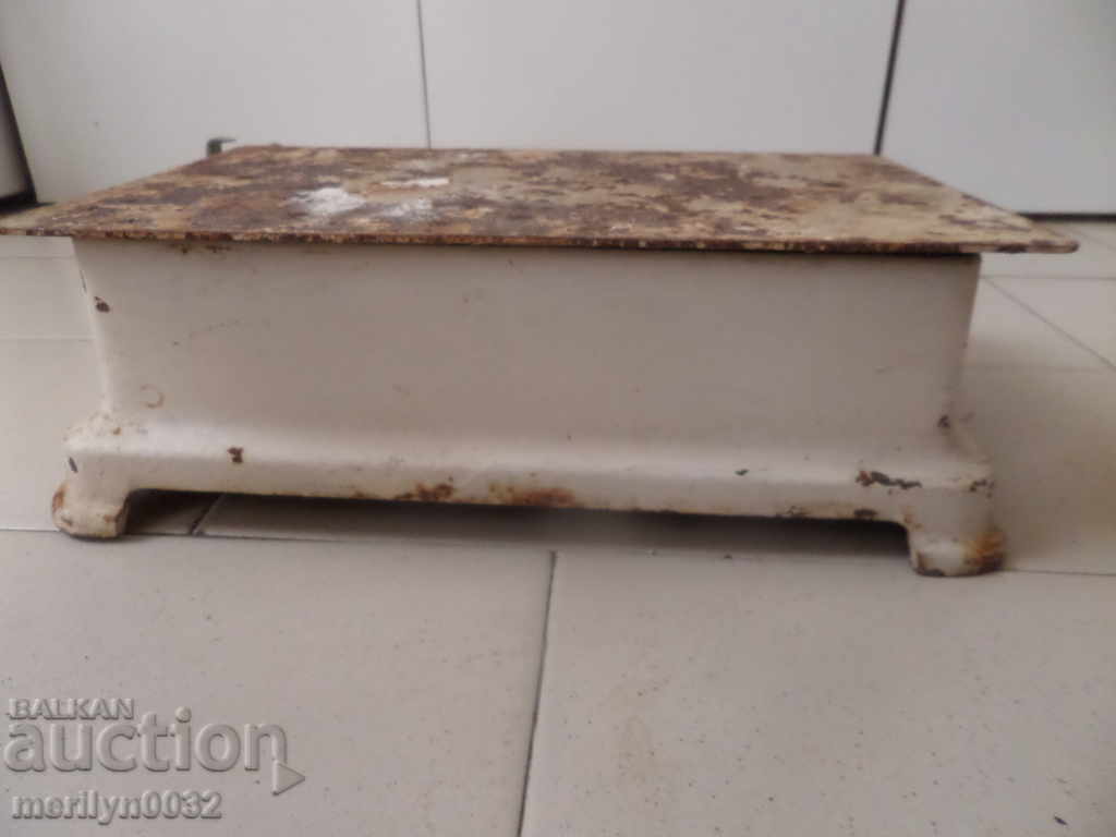 German medical scales for weighing babies Third Reich - 7 German medical scales for weighing babies Third Reich - 7